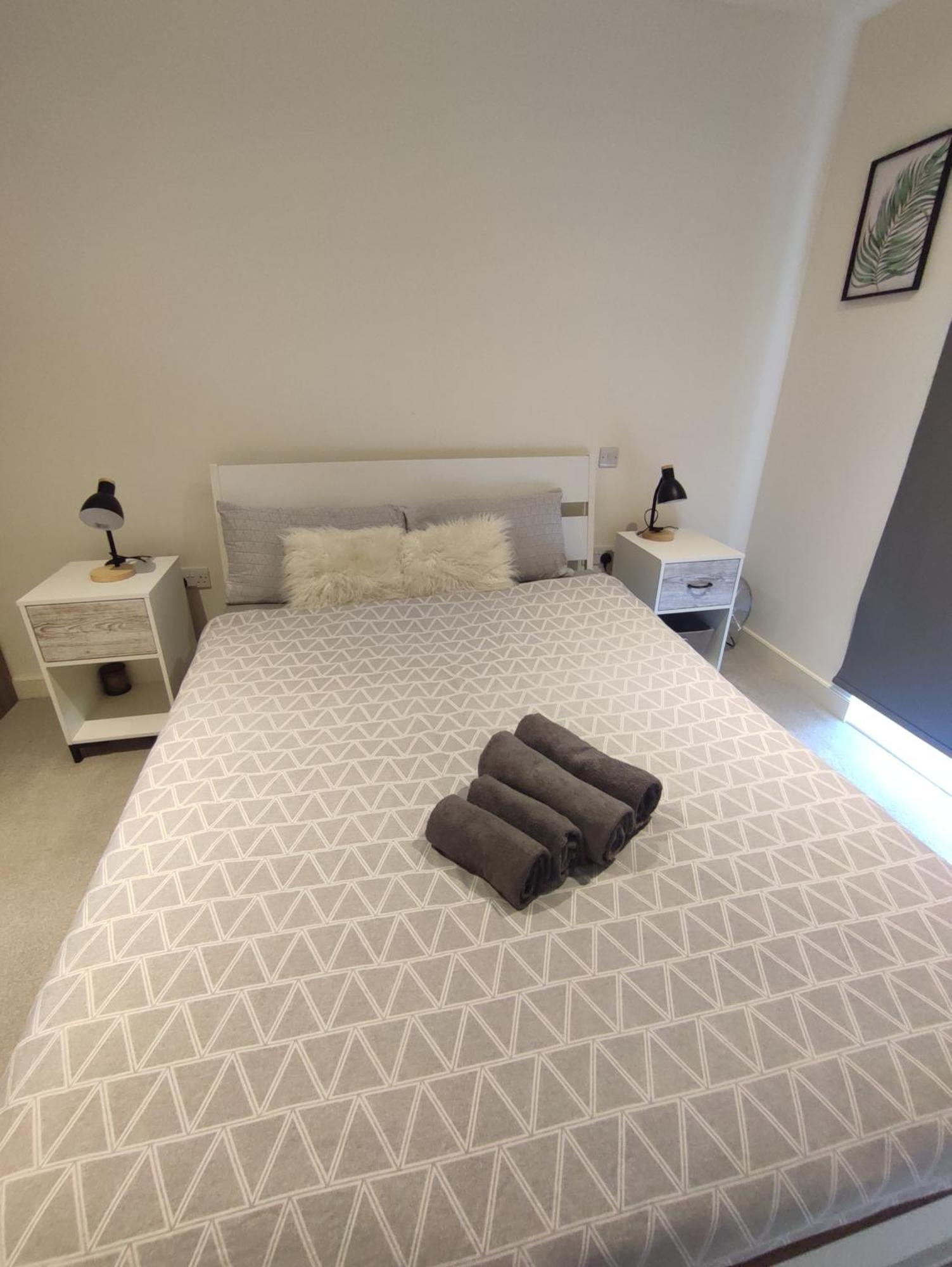 Luxury Riverside Apt With Easy Access To Central London, O2, Excel Centre And Parking Екстер'єр фото